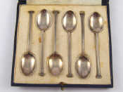 Appraisal: A set of six Art Deco silver tea spoons Mappin