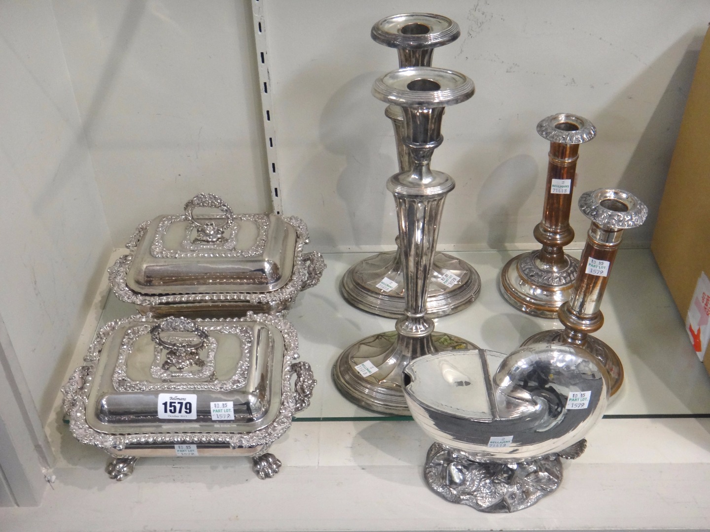 Appraisal: A pair of Old Sheffield plated lidded sauce tureens each