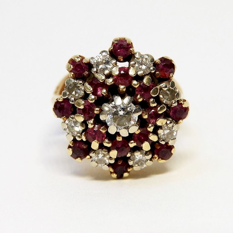 Appraisal: K Gold Ruby Diamond Lady's Evening Cluster Ring th Century