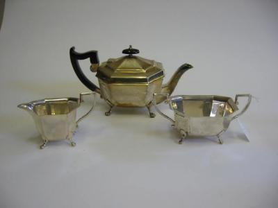 Appraisal: A THREE PIECE TEA SET maker's mark E V Sheffield