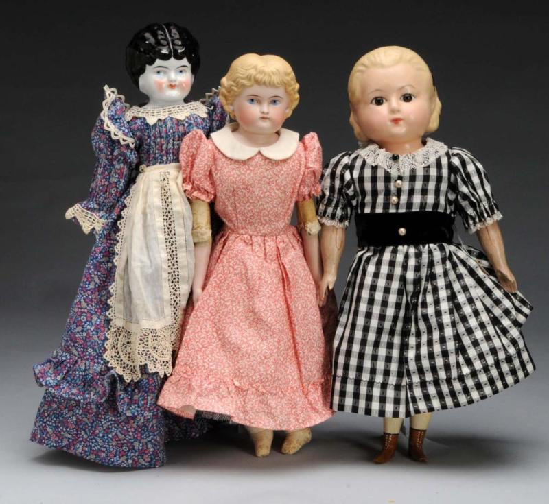 Appraisal: Lot of Late th Century Dolls Description Largest is a