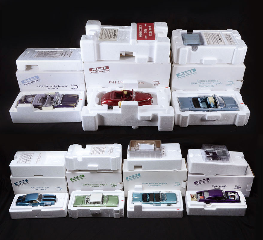 Appraisal: DANBURY MINT SCALE MODEL CHEVROLET CARS Assembled collection of Chevrolet