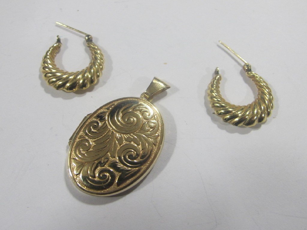 Appraisal: Lot comprising an engraved ct gold locket and a pair