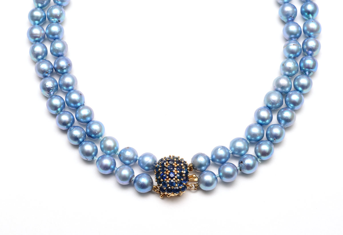 Appraisal: K DOUBLE STRAND BLUE CULTURED PEARLS Double strand of -