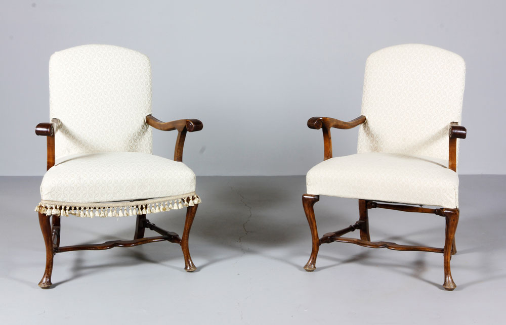 Appraisal: - Queen Anne Chairs Lot of two Queen Anne chairs