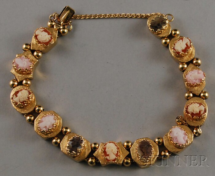 Appraisal: kt Gold and Carved Cameo Bracelet the cameos carved from