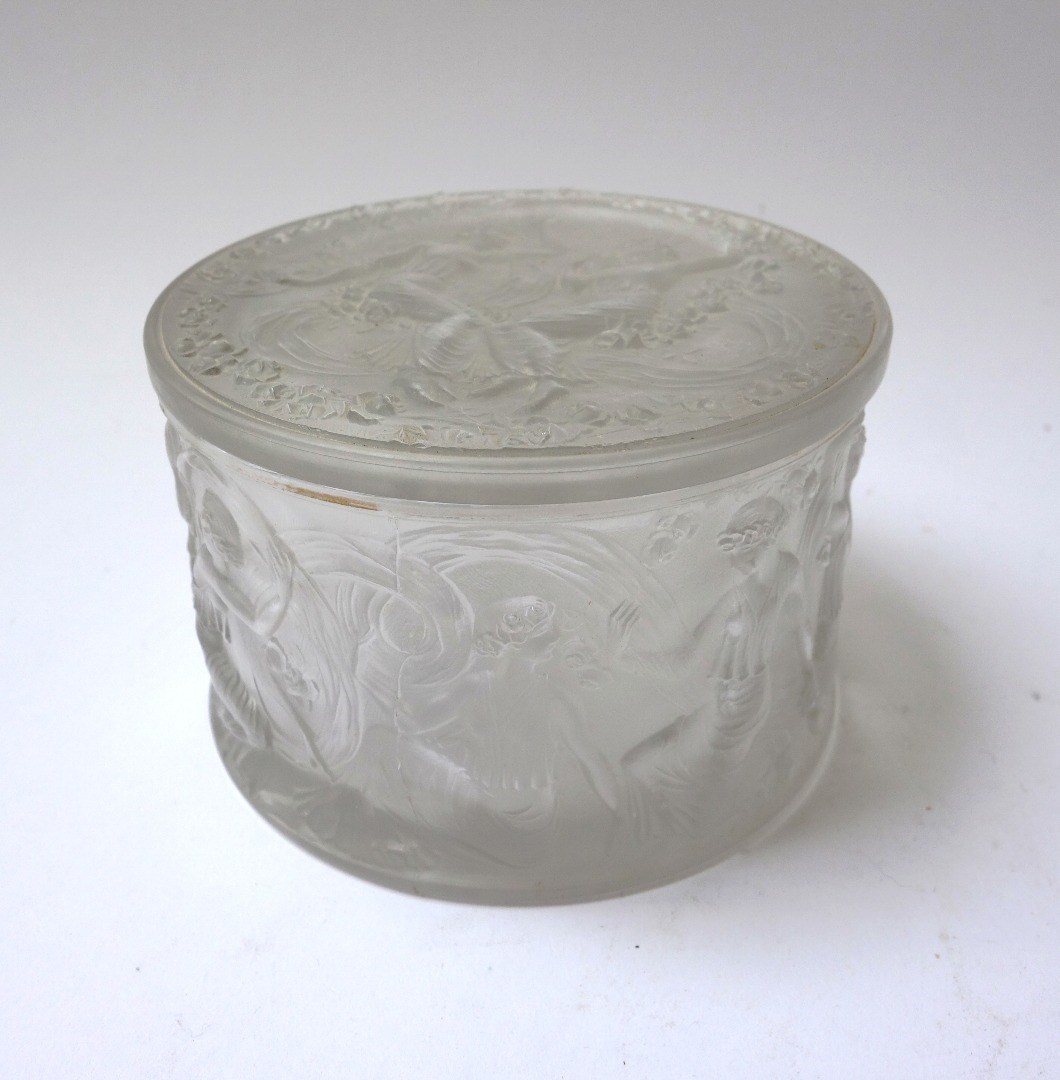 Appraisal: A Lalique frosted glass circular box and cover pre-war 'Figurines