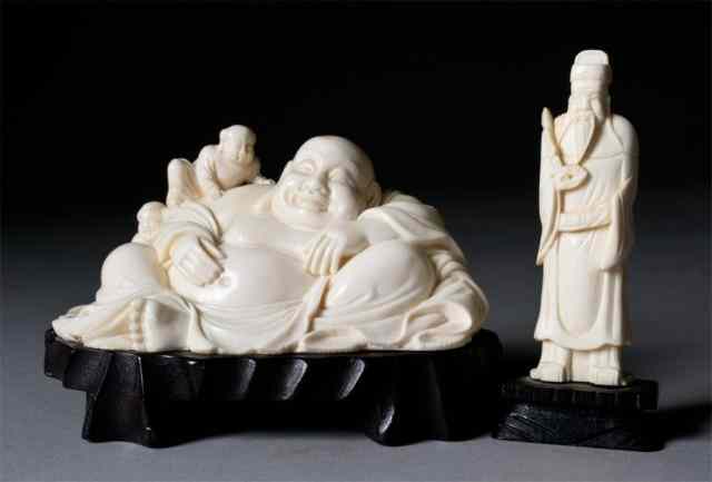 Appraisal: Chinese Carved Ivory FigureWith composition buddha Early thC ''H