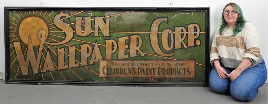 Appraisal: SUN WALLPAPER CORP ADVERTISING TIN SIGN United StatesEarly th CenturyGreen