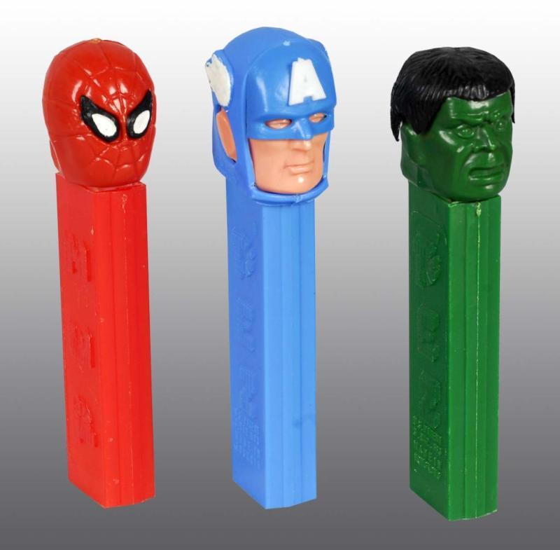 Appraisal: Lot of Early Superhero Pez Dispensers Description Includes Hulk Captain