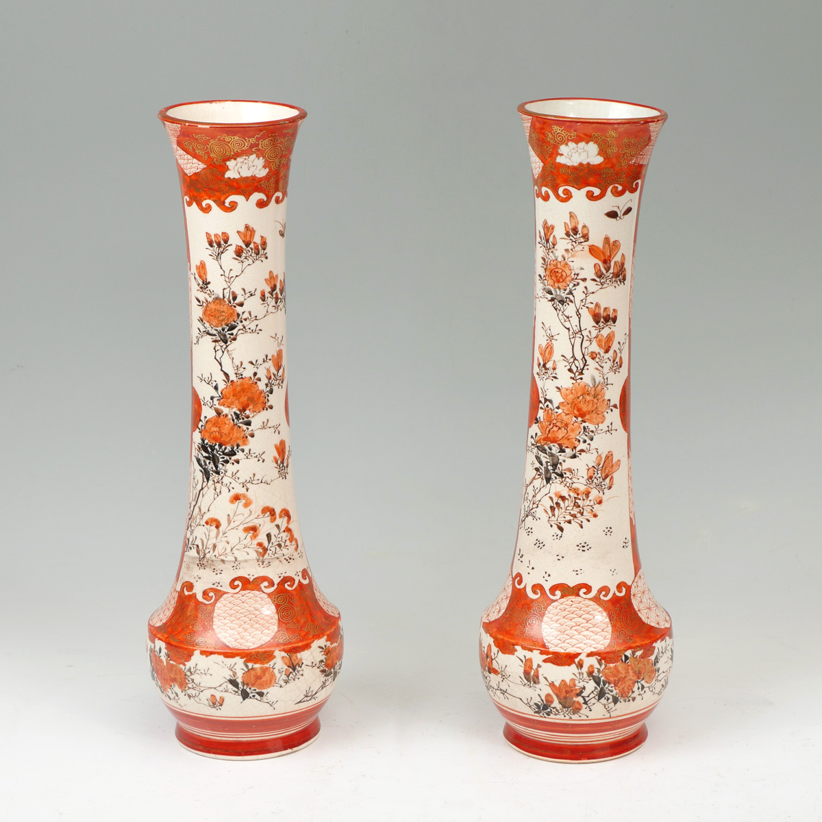 Appraisal: PAIR OF JAPANESE DAI NIPPON KUTANI VASES Japanese vases having