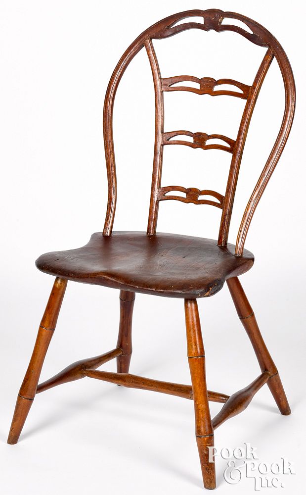 Appraisal: Philadelphia Pennsylvania Windsor chair Philadelphia Pennsylvania slatback Windsor side chair