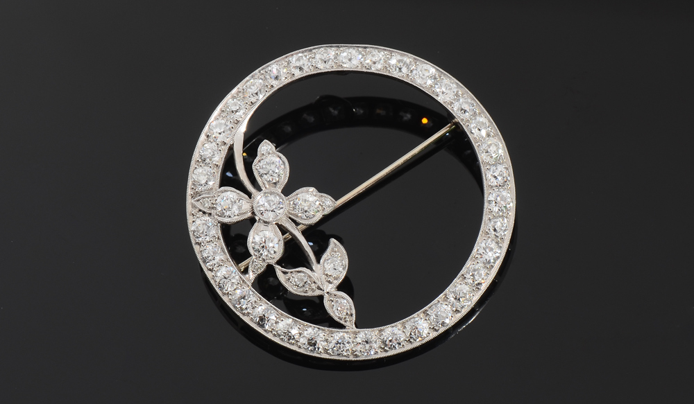 Appraisal: ART DECO PLATINUM CTW DIAMOND CIRCLE PENDANT Not your ordinary