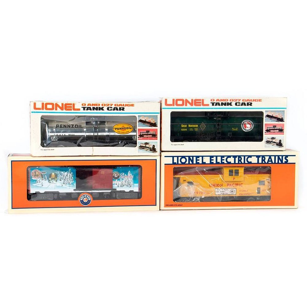 Appraisal: Lionel train cars Lionel - Pennzoil Tank Car - GN