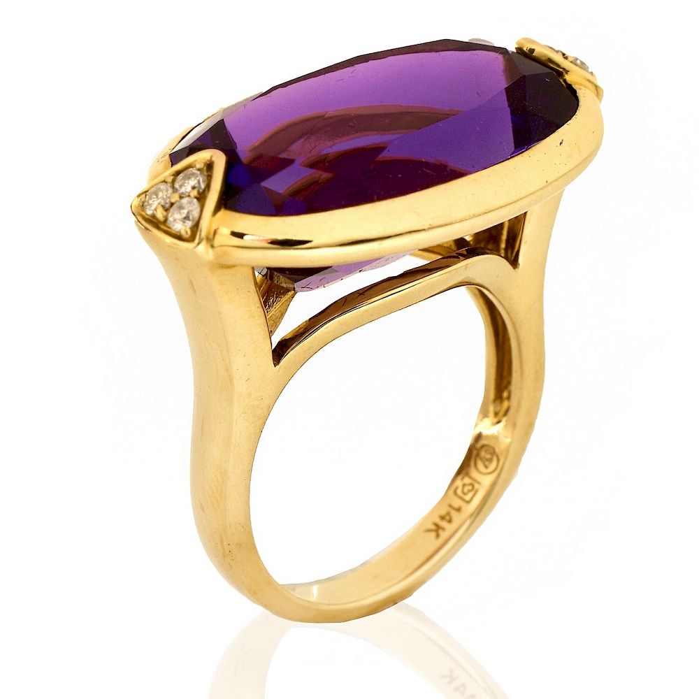 Appraisal: Amethyst Diamond and K Gold Ring Oval Cut Amethyst and