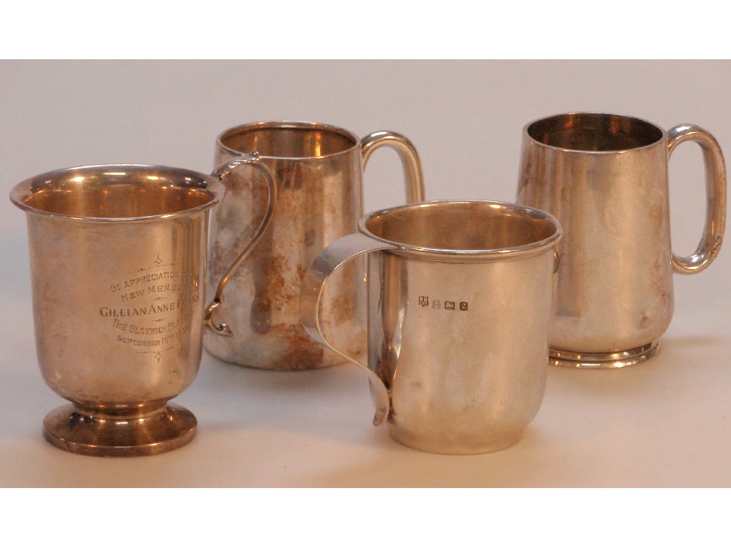 Appraisal: Four small silver tankards early thC various hallmarks gross total