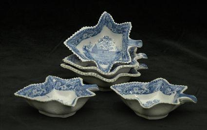 Appraisal: Five Staffordshire Blue Transfer-Printed Pearlware Leaf-Shaped Pickle Dishes Each x