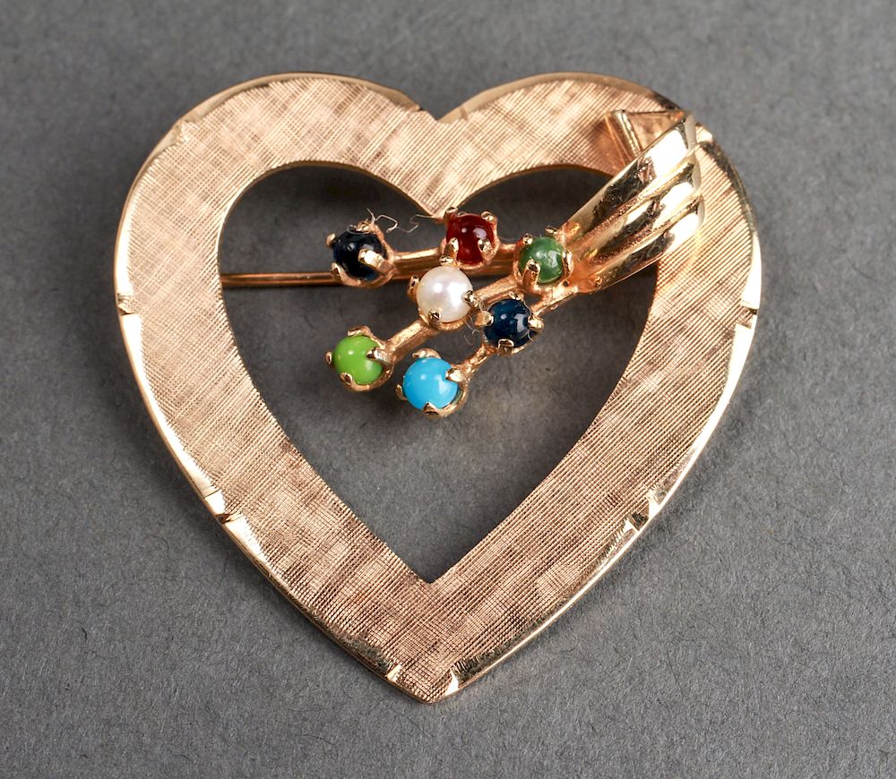 Appraisal: K Yellow Gold Pearl Hardstones Heart Brooch K yellow gold