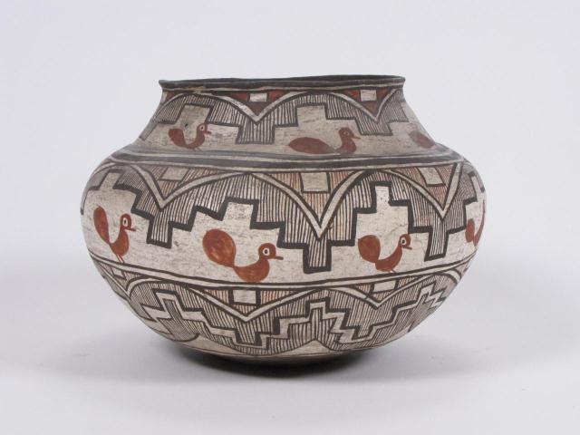 Appraisal: Vintage Southwest Native American pottery bowl with road runner decoration