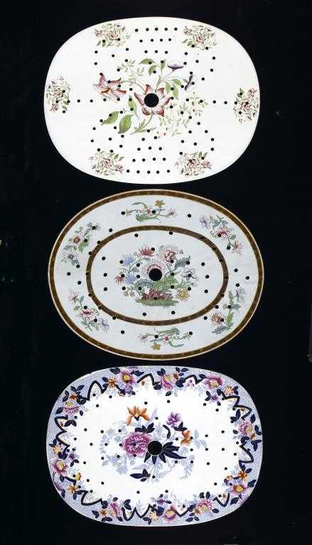 Appraisal: A STONE CHINA JAPAN PATTERN DRAINER AND TWO EARTHENWARE DRAINERS