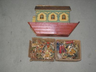 Appraisal: An early th century Noah's Ark in painted wood with