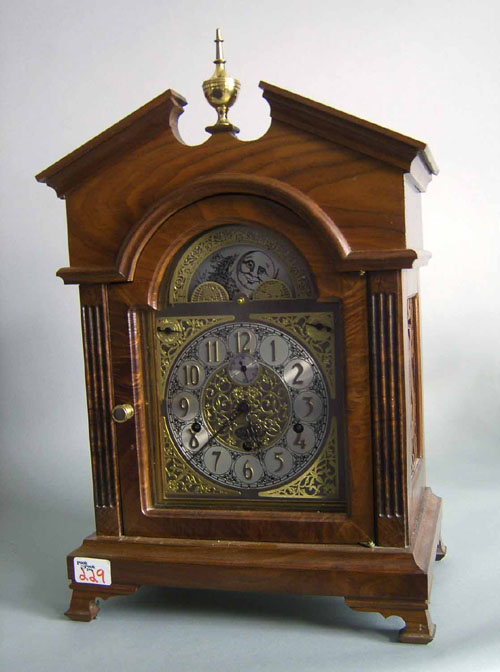 Appraisal: Kieninger mahogany bracket clock h