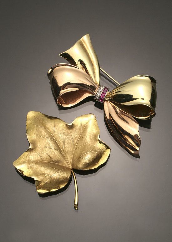 Appraisal: Two Retro Yellow-Gold Brooches Circa The first a -karat rose