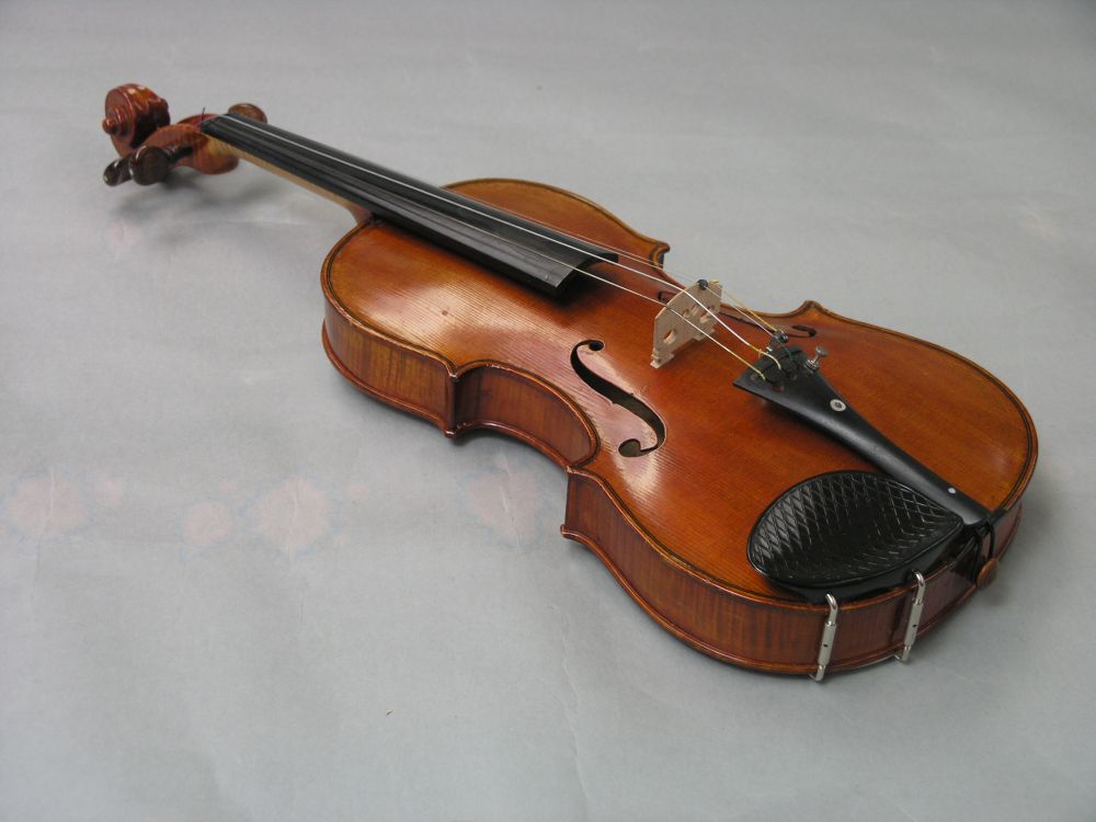 Appraisal: A violin by S H Sirrell Stratford-on-Avon in half-veneered back