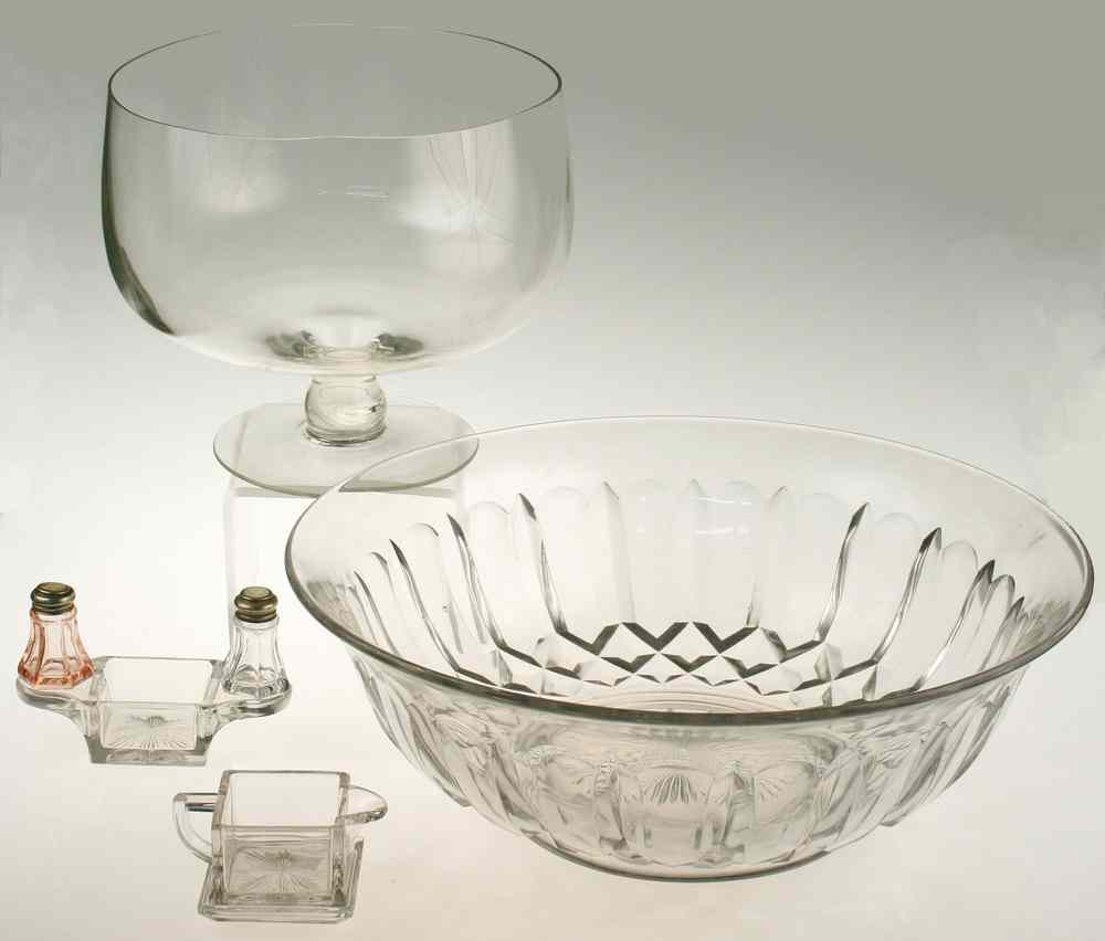 Appraisal: GLASS LOT - Lot of three pieces of th c