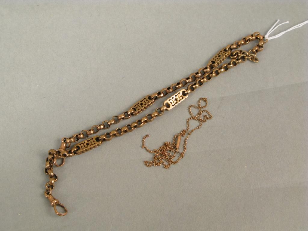 Appraisal: A ct gold link chain g and a gold fine