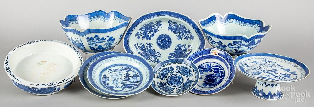 Appraisal: Chinese export blue and white porcelain Chinese export blue and