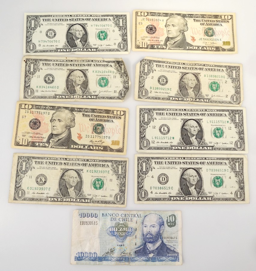 Appraisal: Various bank notes to include American Dollars K IG another