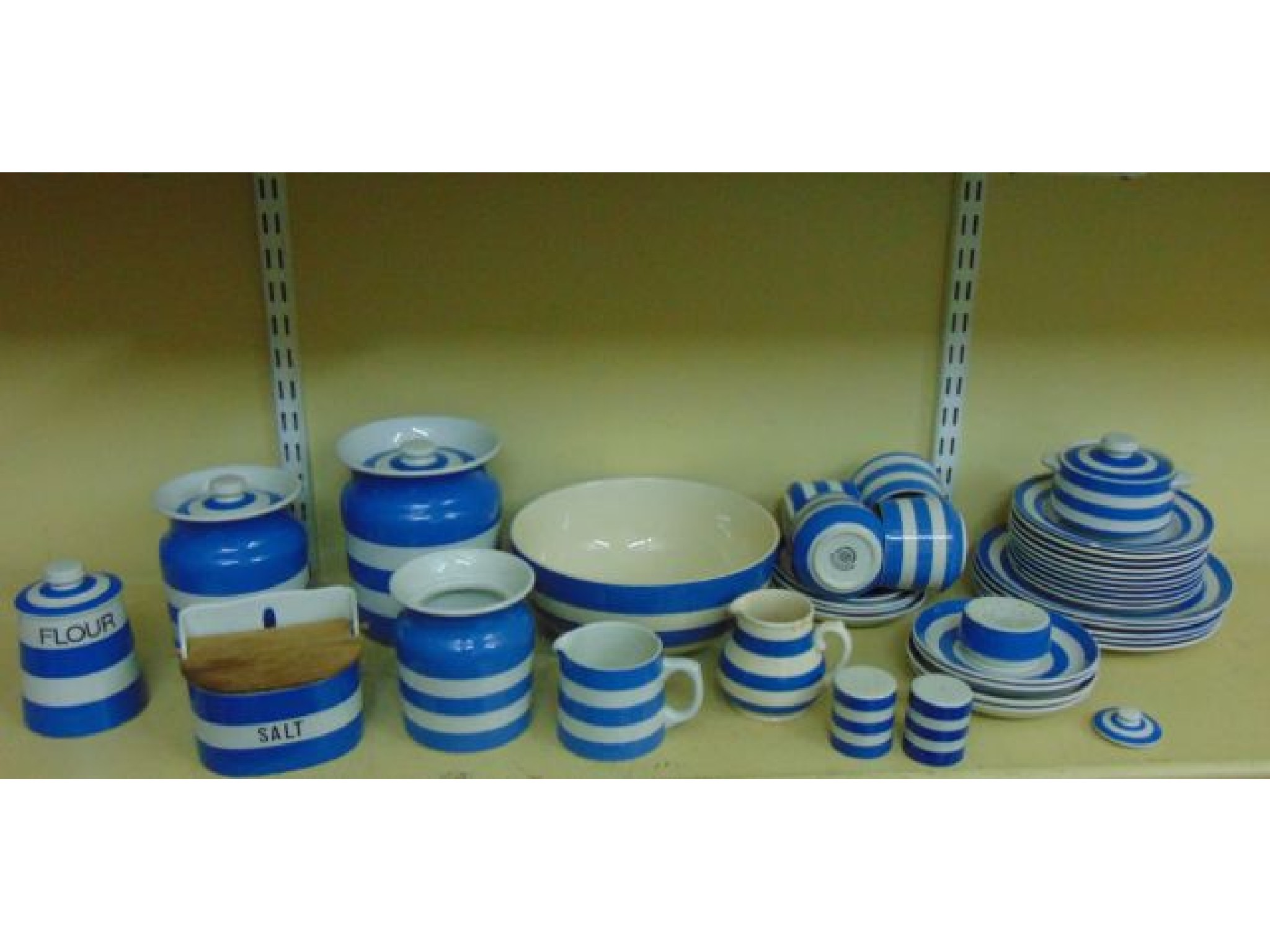 Appraisal: A mixed collection of T G Green blue and white