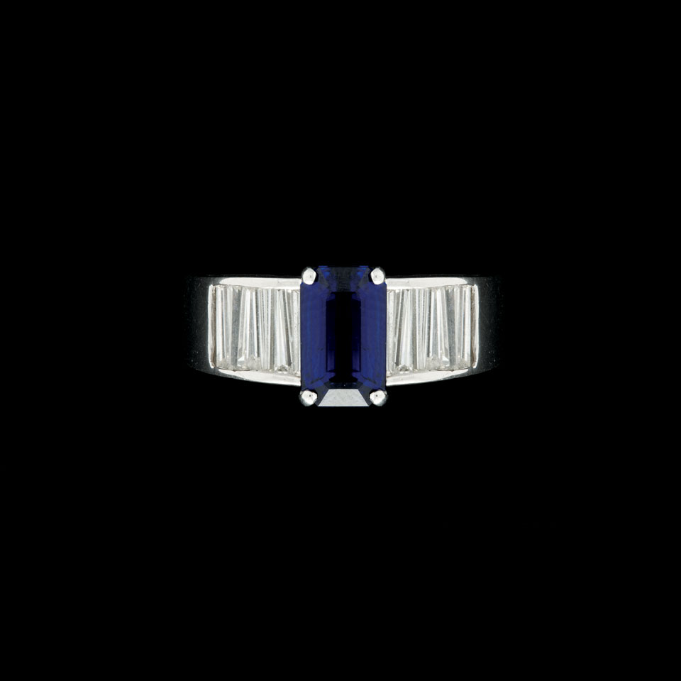 Appraisal: k White Gold Ring set with an emerald cut sapphire