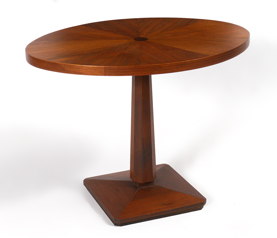 Appraisal: FOSTER MCDAVID MID CENTURY OVAL SIDE TABLE Oval top octagonal