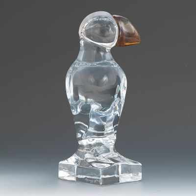 Appraisal: A Daum Figurine of a Puffin Clear crystal figurine of