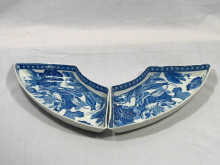 Appraisal: A pair of blue and white Wedgwood fan plates circa