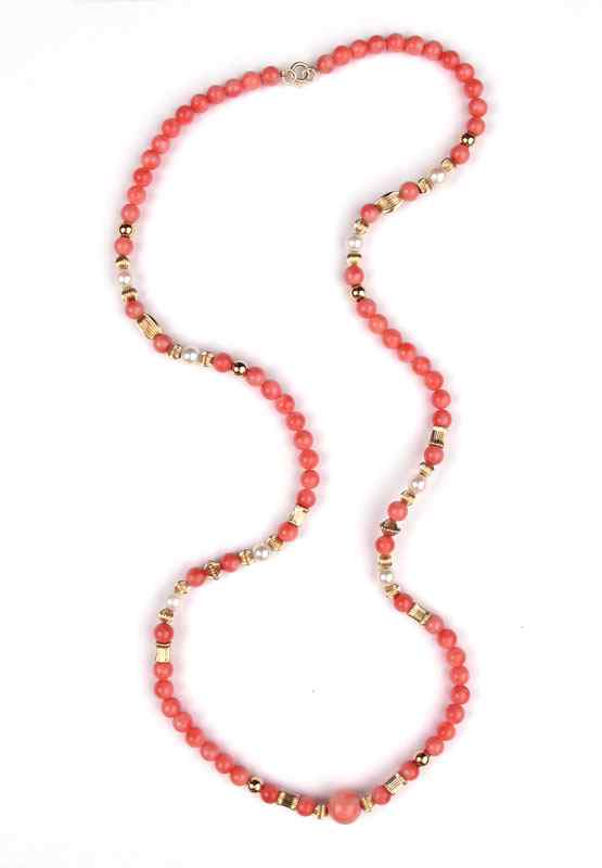 Appraisal: K CORAL PEARL NECKLACE Coral beads and cultured pearls measure