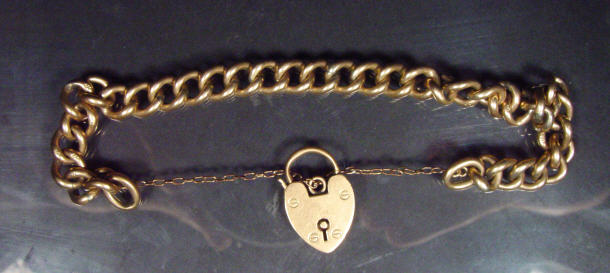 Appraisal: ct gold gate bracelet