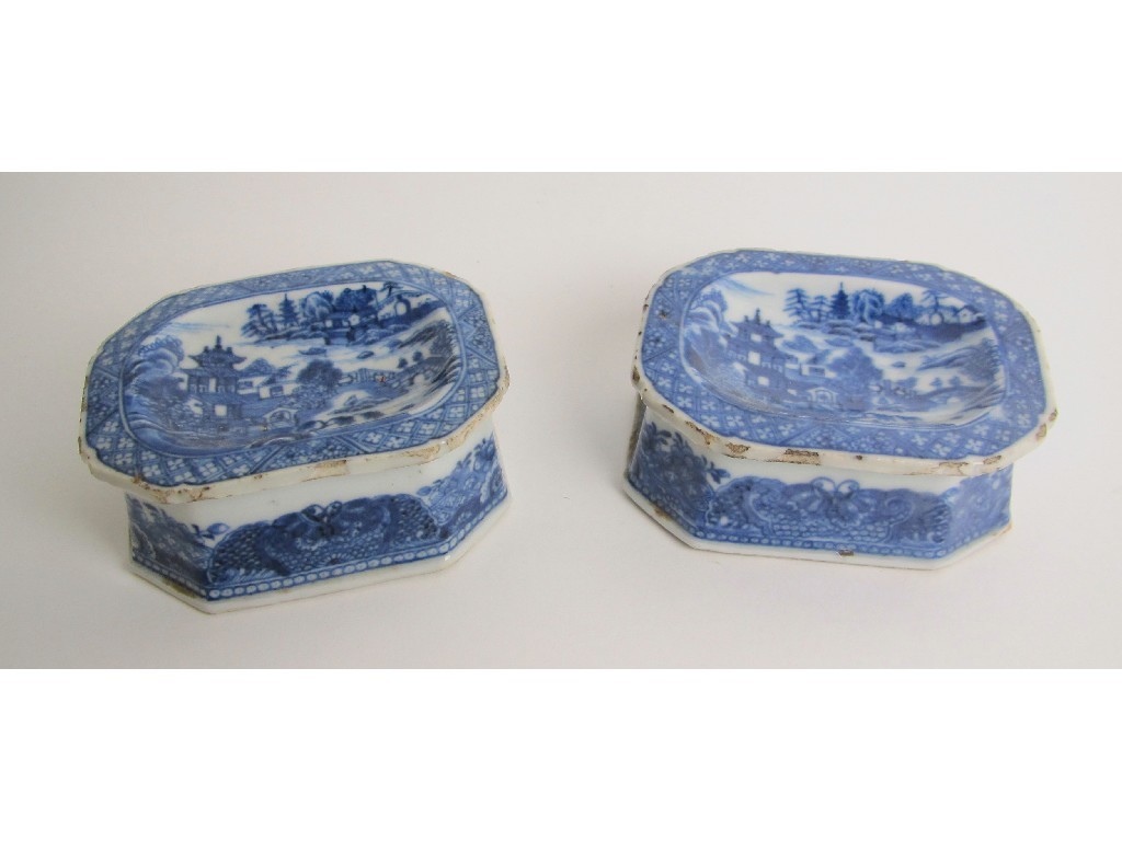 Appraisal: A pair of Chinese export blue and white octagonal salt