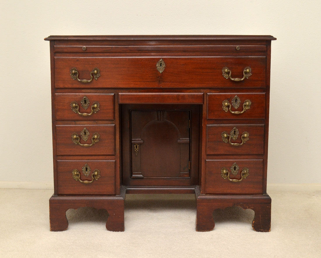 Appraisal: MAHOGANY ENGLISH GEORGIAN KNEEHOLE DESK Top full length slide out