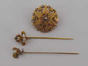 Appraisal: A mixed lot of th century jewellery to include a