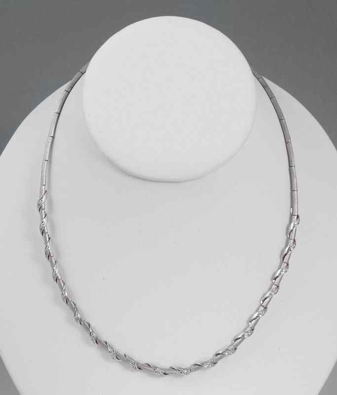 Appraisal: MAKUR DESIGNS DIAMOND NECKLACE K white gold necklace of round