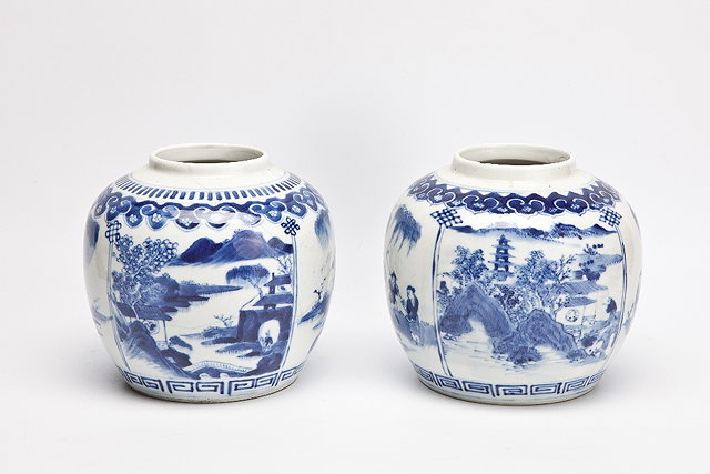 Appraisal: A PAIR OF CHINESE BLUE AND WHITE GINGER JARS decorated