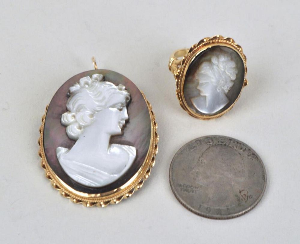 Appraisal: K Gold Mounted MOP Cameo Matching Ring the cameo high