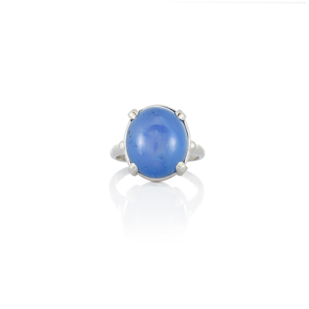 Appraisal: Platinum and Cabochon Star Sapphire Ring One cabochon gray-blue star