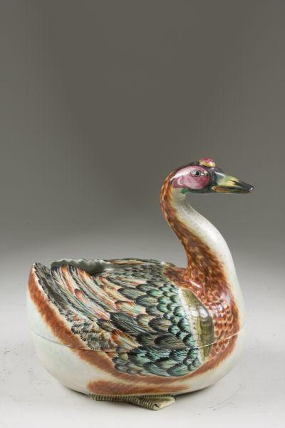 Appraisal: Mottahedeh Chinese Export Style Goose Tureen hand-painted in the th