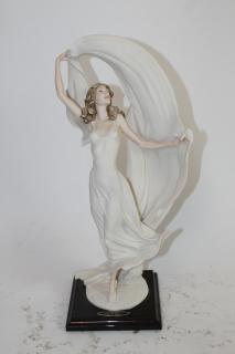 Appraisal: Giuseppe Armani Over the Rainbow Limited edition figurine h x