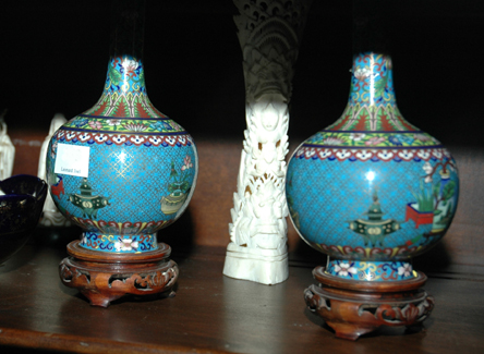 Appraisal: A GROUP OF ASIAN COLLECTABLES INCLUDING PORCELAIN AND CLOISONN