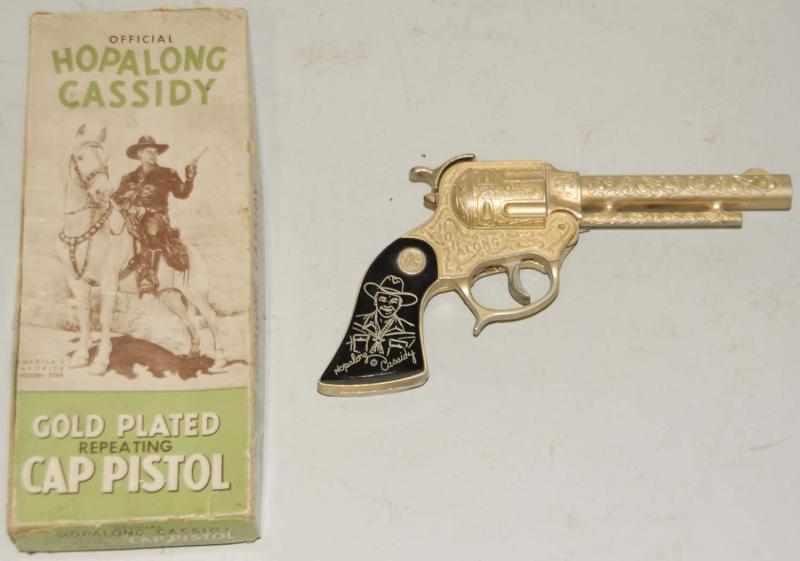 Appraisal: Hopalong Cassidy Gold Wyandotte Cap Pistol Scarce Includes hard to